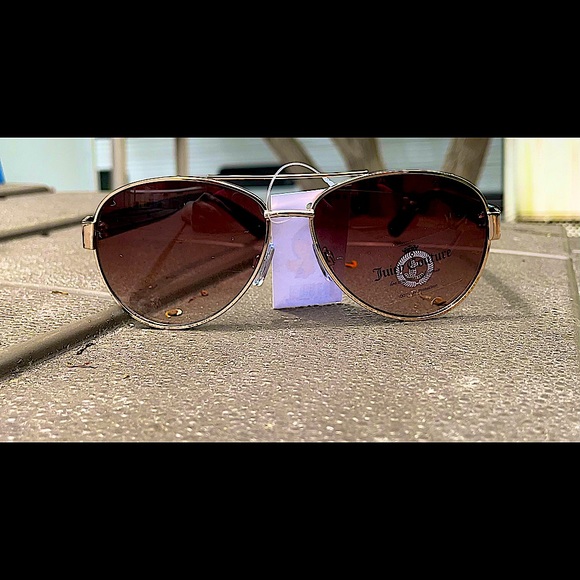 NWT Juicy Couture Sun ☀️ Glasses with Silver and Gold sparkles ✨ on each side! - Picture 5 of 7
